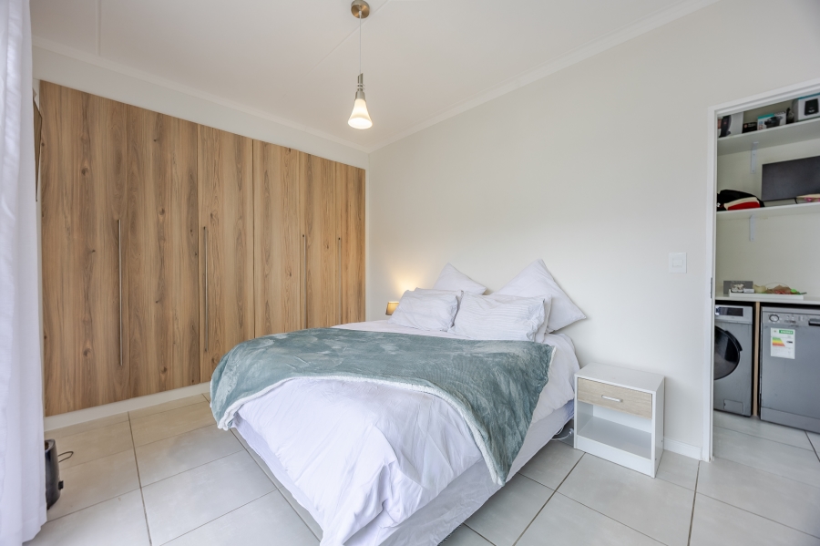 1 Bedroom Property for Sale in Richwood Western Cape